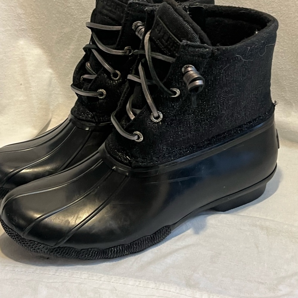 Sperry Women's Saltwater Sparkle Water Resistant Duck Boots-Size 7